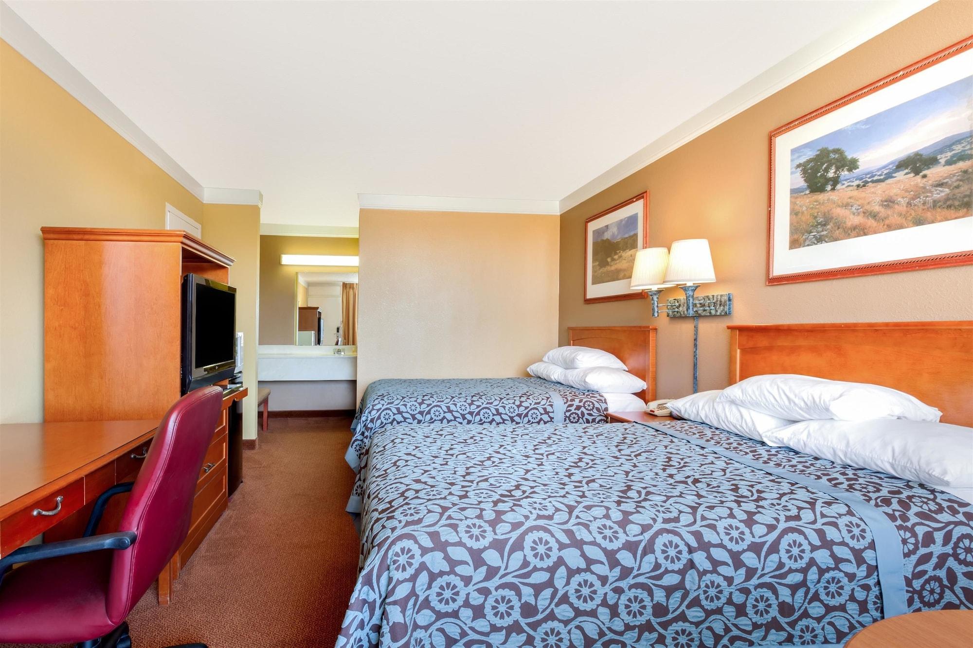 Days Inn By Wyndham Hillsboro Tx Esterno foto