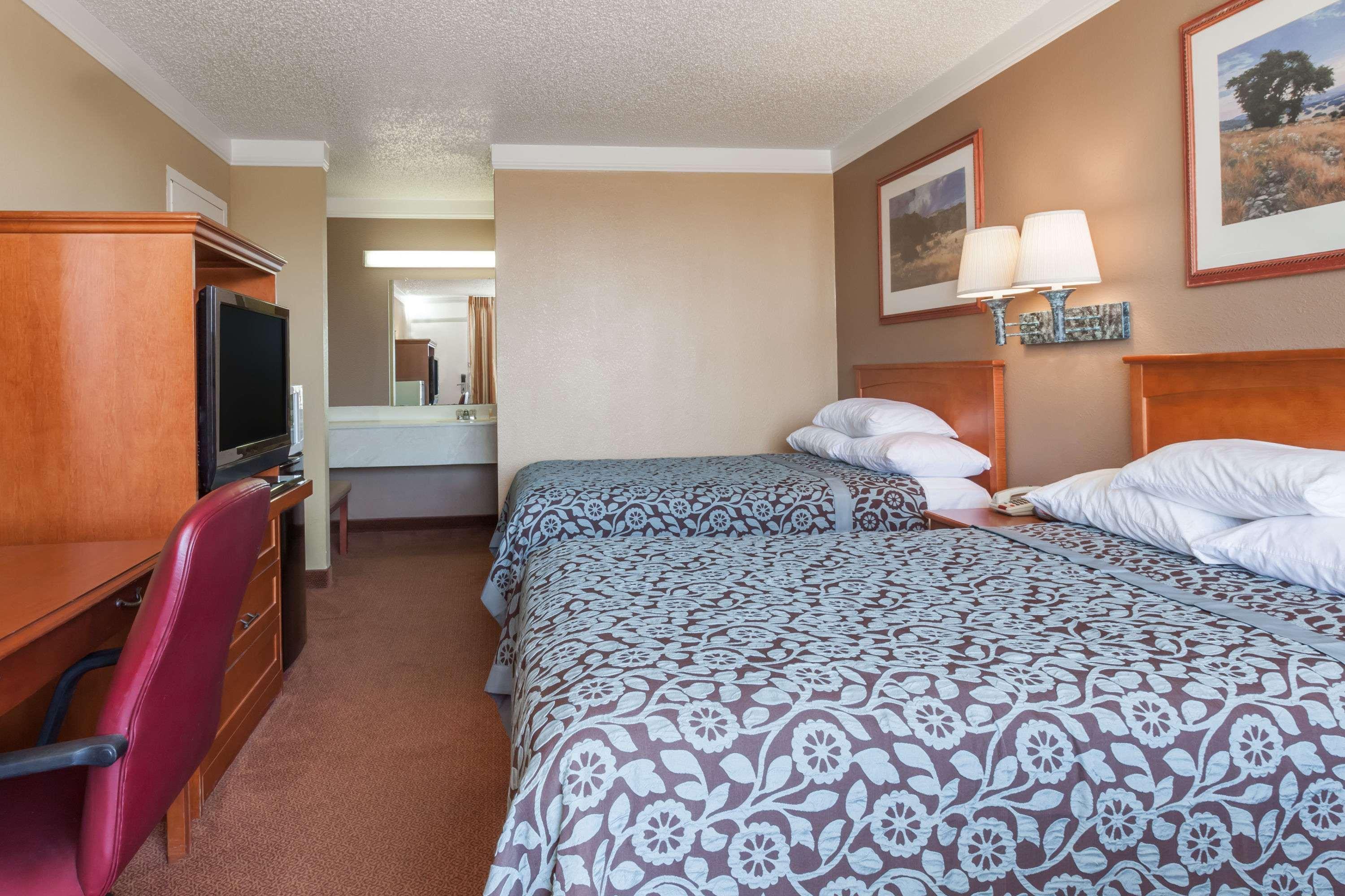 Days Inn By Wyndham Hillsboro Tx Esterno foto
