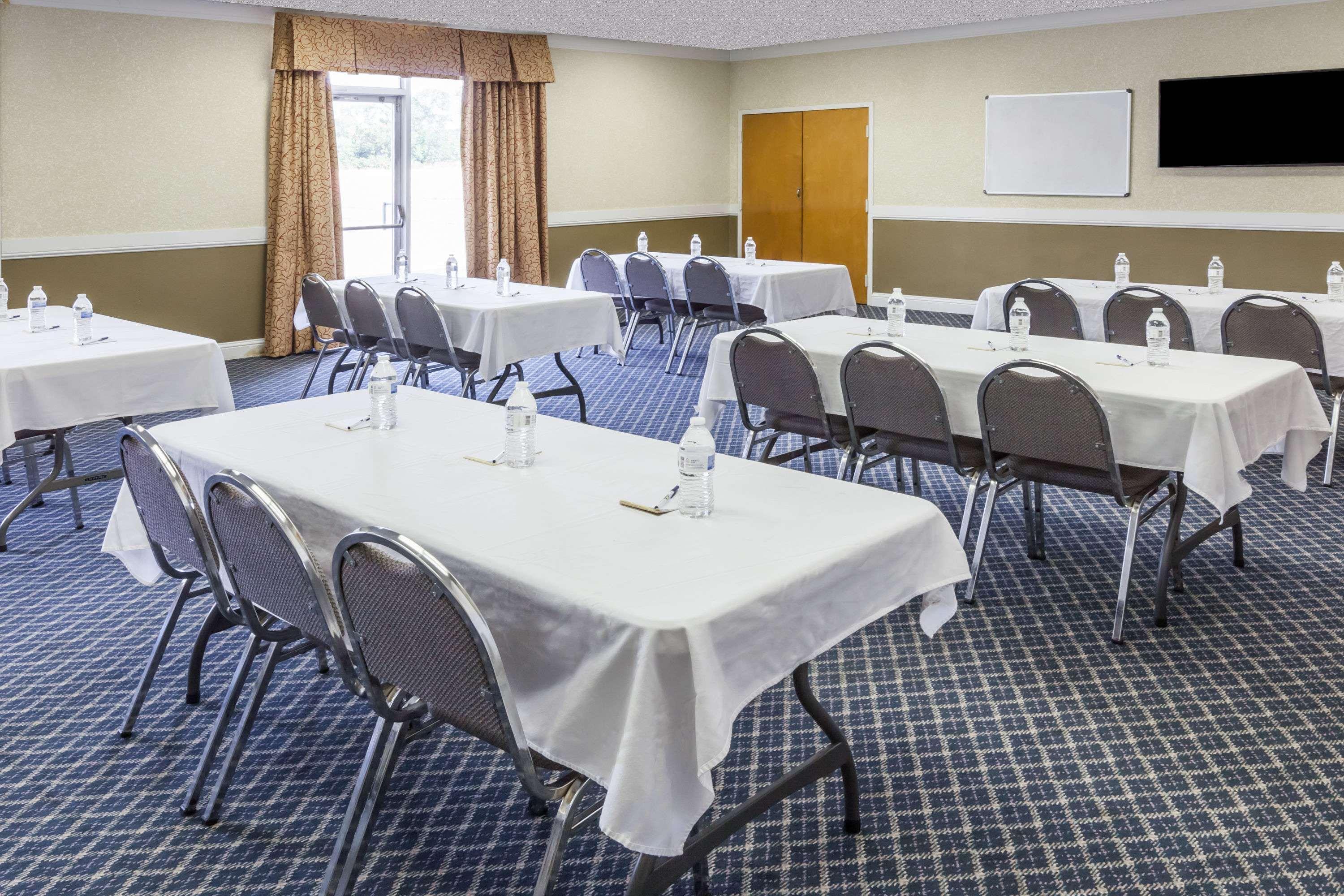 Days Inn By Wyndham Hillsboro Tx Esterno foto