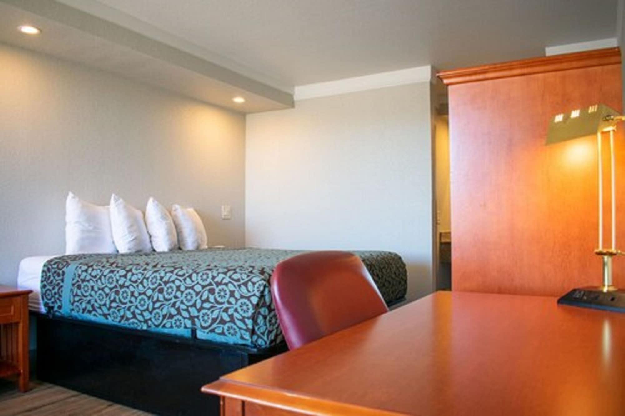 Days Inn By Wyndham Hillsboro Tx Esterno foto