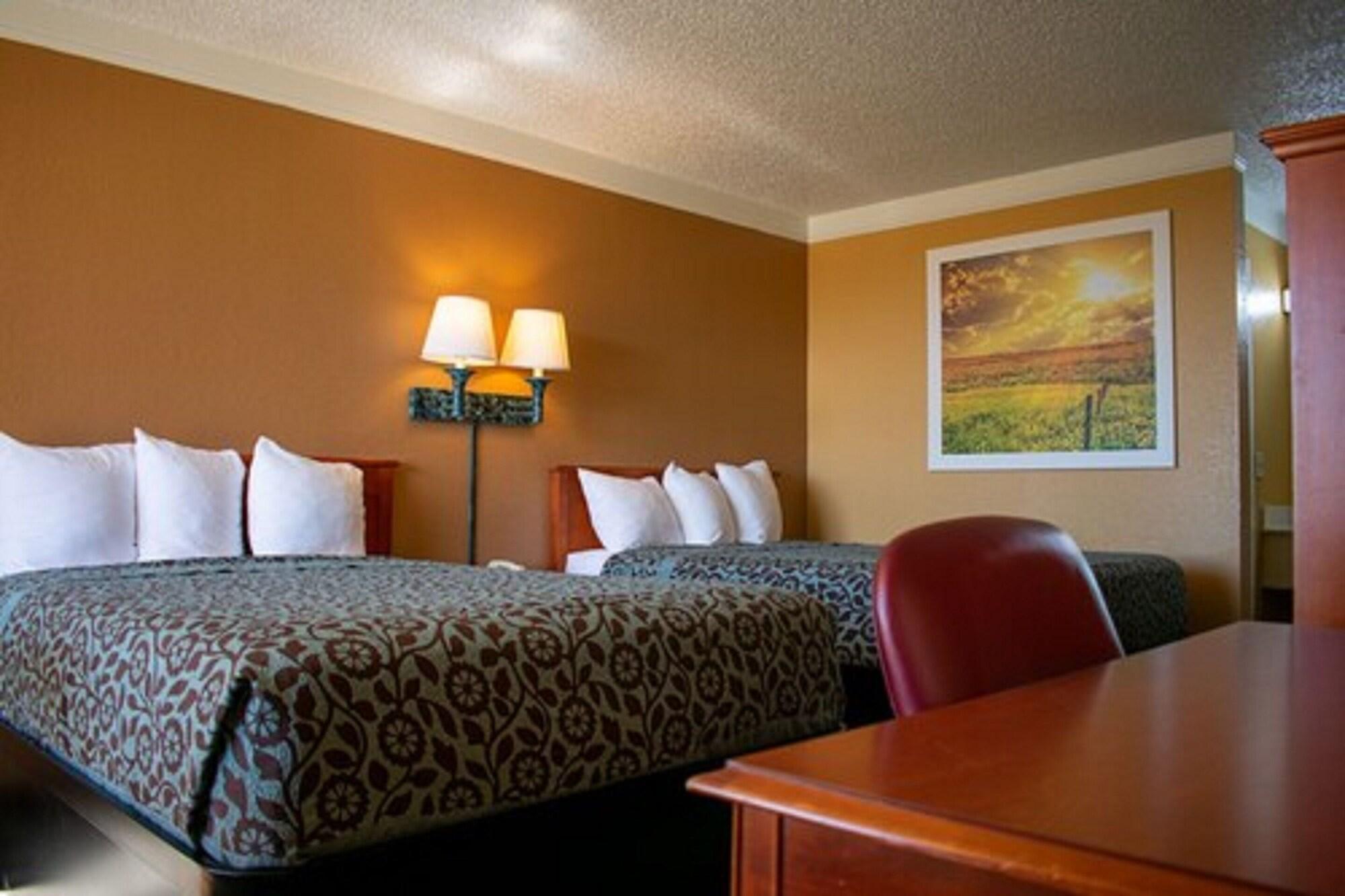Days Inn By Wyndham Hillsboro Tx Esterno foto